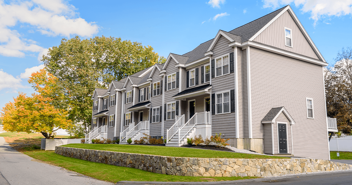 Transitioning from a Single-Family Home to a Townhouse Featured Image